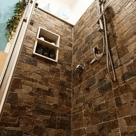 Luxury House Апартаменты Торваяника